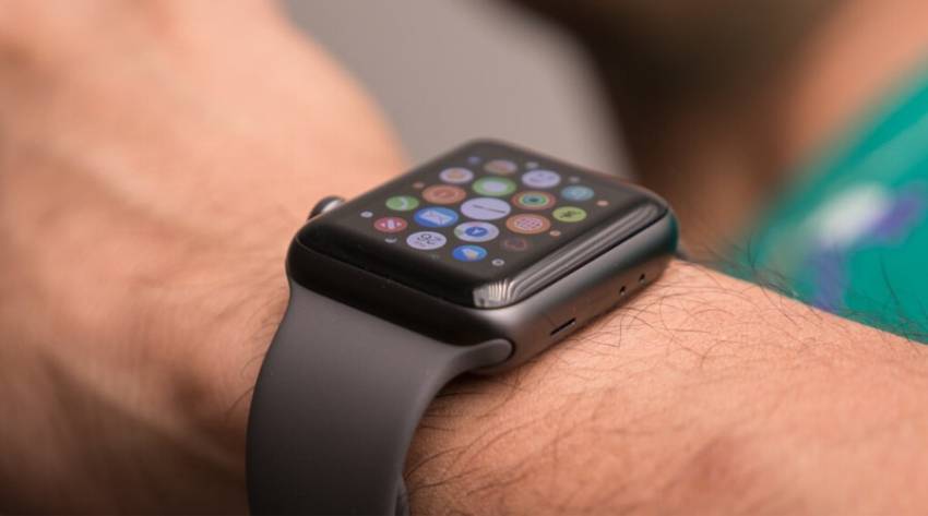 cách làm sạch dây đồng hồ apple watch