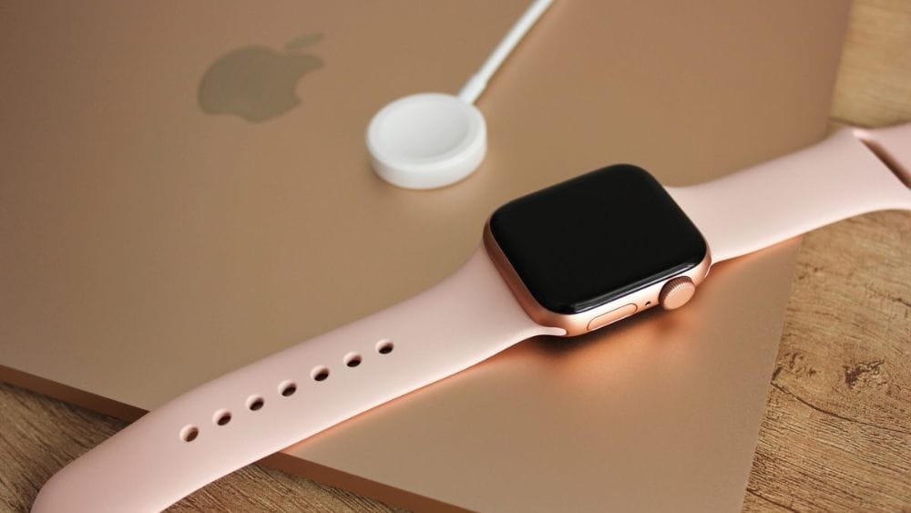 Apple Watch nữ màu hồng