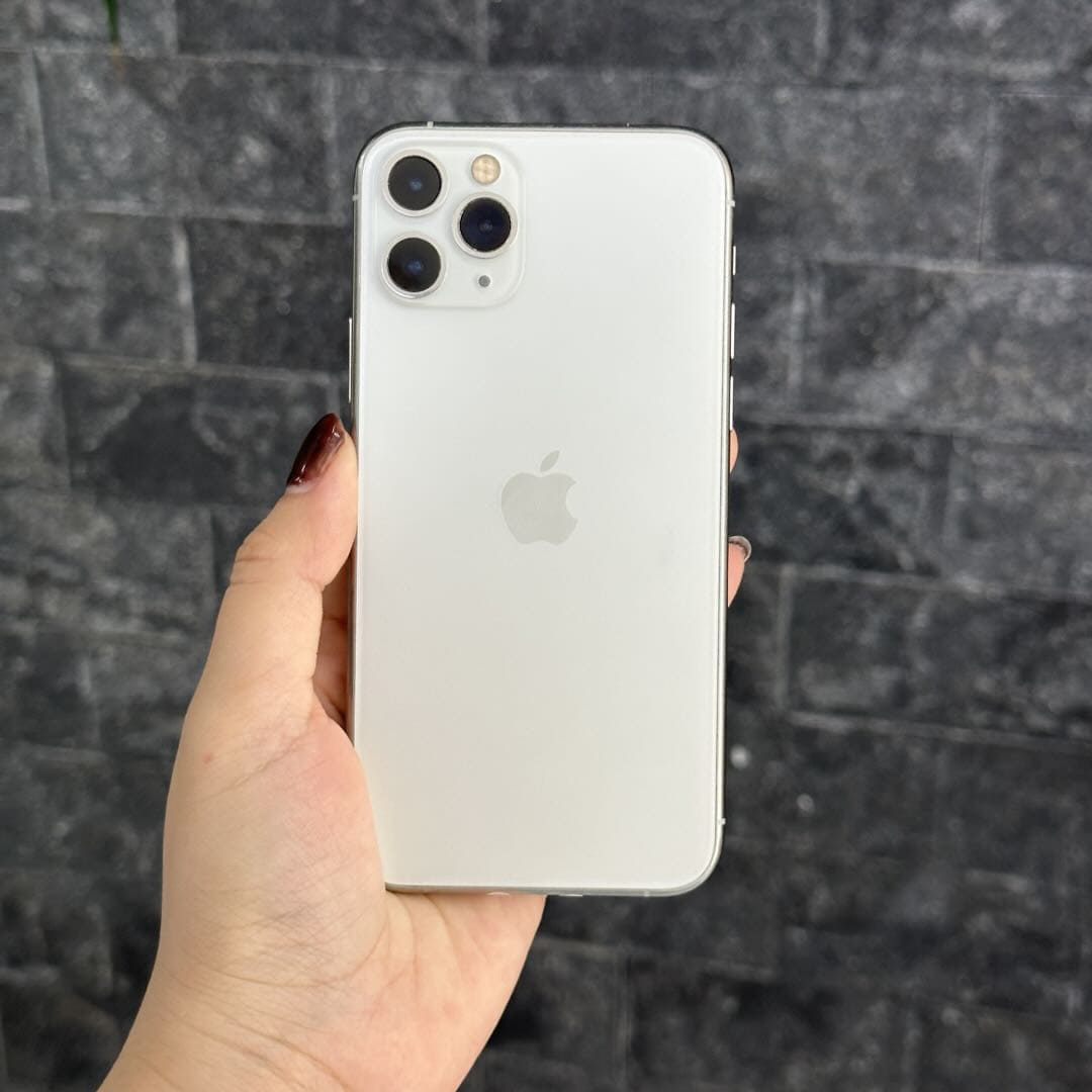 iPhone 11 Pro cũ màu trắng bạc 256GB khung thép thân 5,8 inch nhỏ gọn tại 126.vn Vĩnh Long