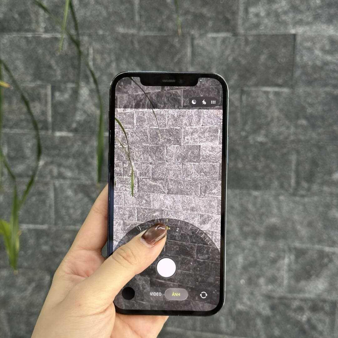 Trải nghiệm chụp thử camera iPhone 12 Pro cũ tại cửa hàng 126.vn