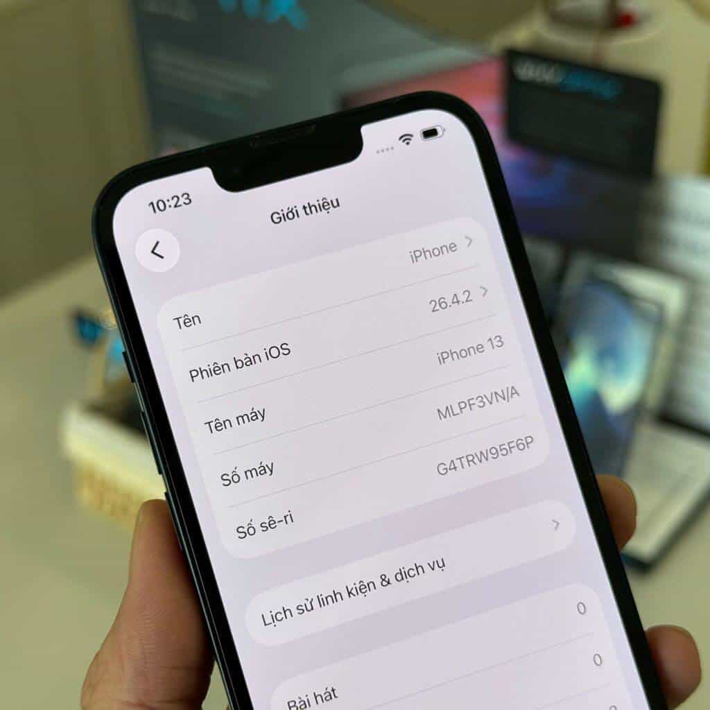 Kiểm tra phiên bản iPhone 13 cũ trong Cài đặt Giới thiệu tại 126.vn
