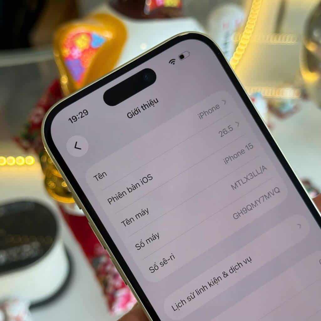 Màn hình Giới thiệu kiểm tra mã phiên bản iPhone 15 cũ tại 126.vn