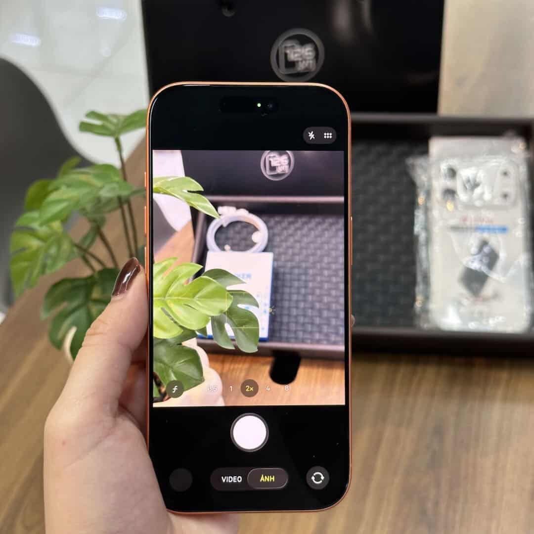 Trải nghiệm chụp thử camera iPhone 17 Pro cũ với thanh zoom 4x tại 126.vn