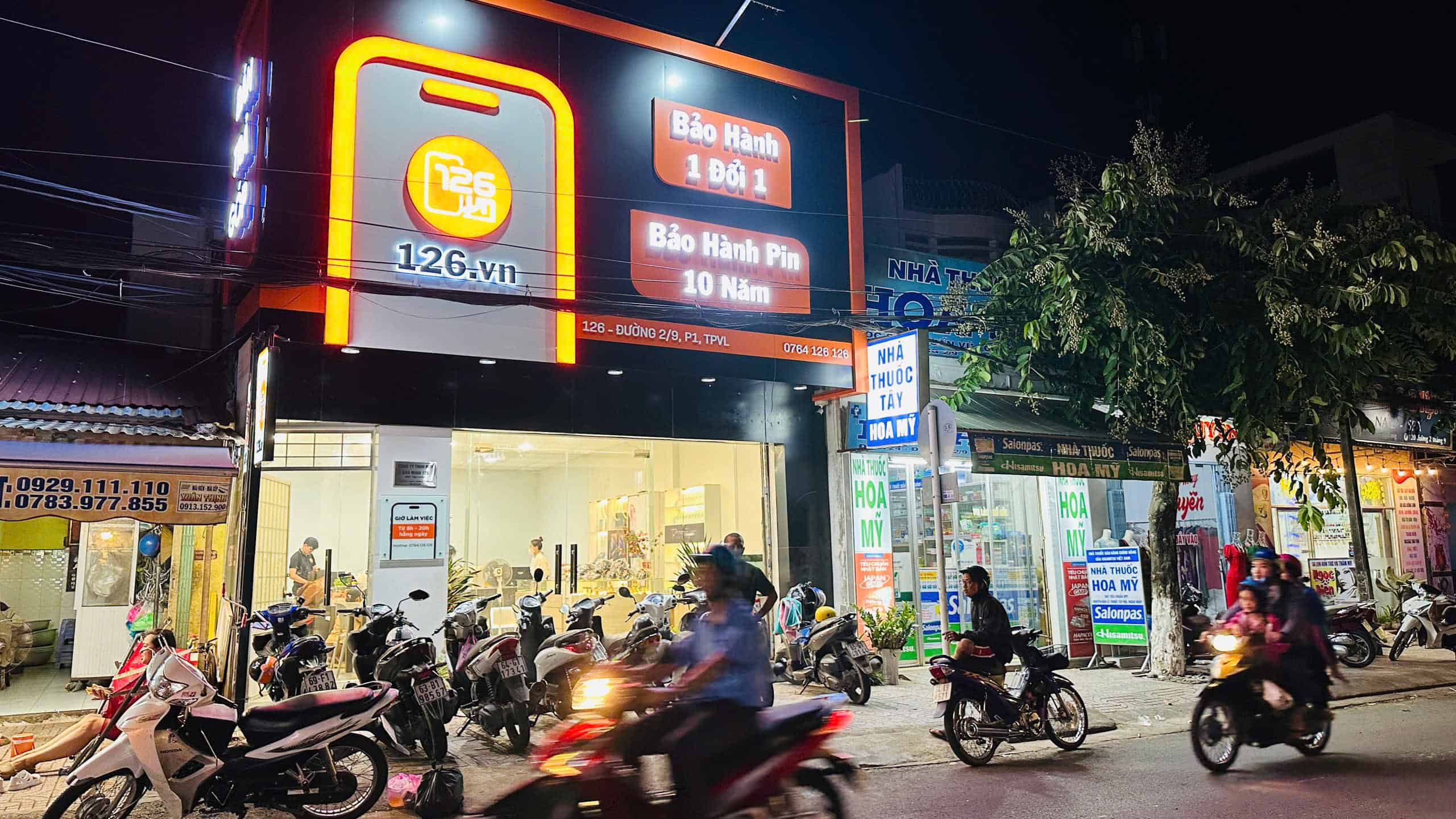 Cửa hàng 126.vn tại Vĩnh Long, bảo hành pin 10 năm