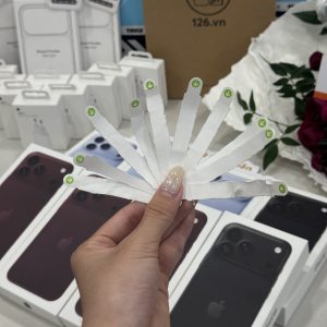 Khách nhận máy tại 126