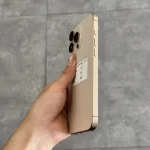 Cạnh trái
